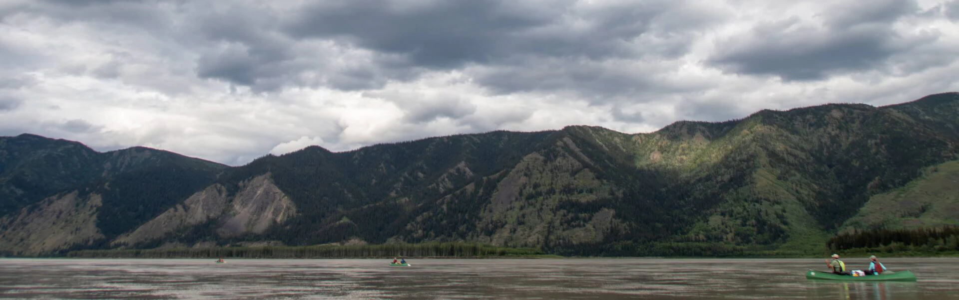 canoeing the yukon river in Alaska's Yukon Charley Preserve